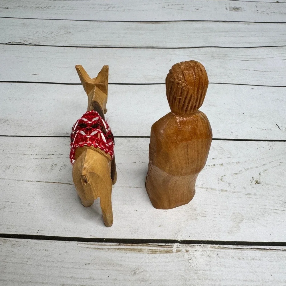 Hand Carved Wooden Nativity Scene 11 pcs Vintage christmas‎ Figures Mary Jesus
